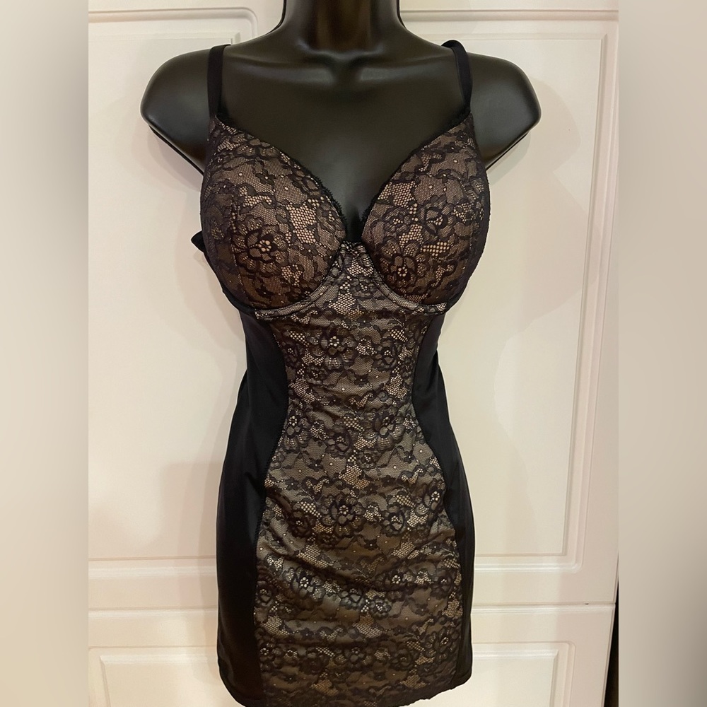 SWEET NOTHINGS BY MAIDENFORM -36D - molded bra shapewear slip/ lingerie